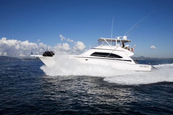 Luxury charter yacht Flying Tuna built by Bertram Yachts