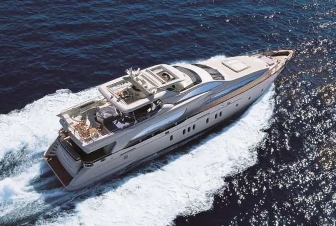 Luxury charter yacht GRANDE built by Azimut Yachts