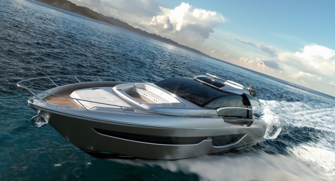 Luxury yacht Riva 76 at full speed