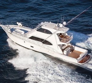 Opulent Riviera 75 Enclosed Flybridge Motor Yacht SEABREEZE to be displayed at Singapore Yacht Show 2015