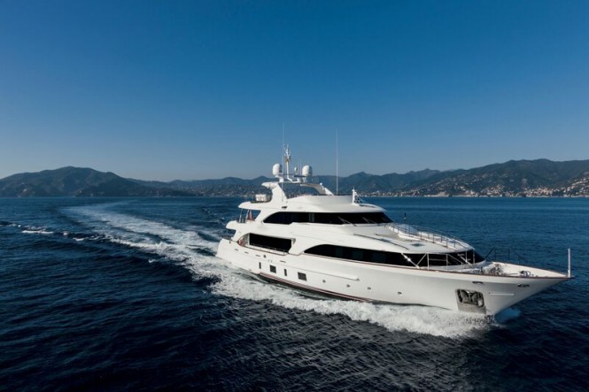 Benetti Classic 121' superyacht NOMADESS