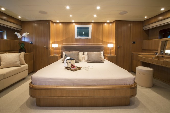 LITTLE JEMS yacht - master