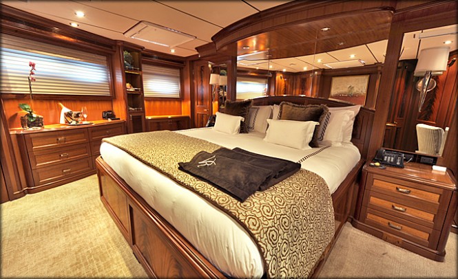 Luxury Yacht VIVIERAE - Photo credit to Destry Darr Designs