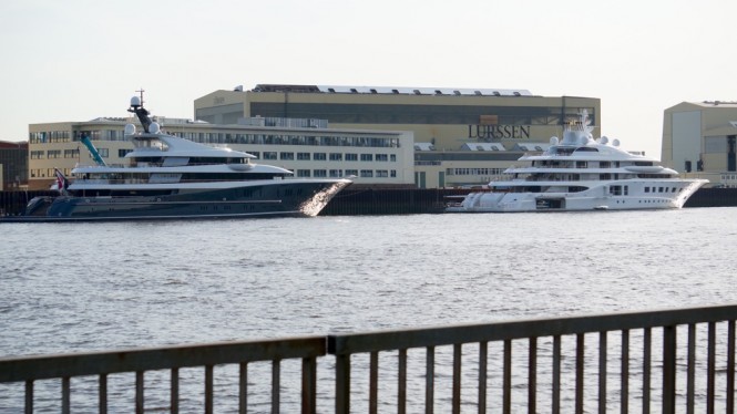 Luxury motor yacht Phoenix 2 and Quantum Blue superyacht - Photo by DrDuu