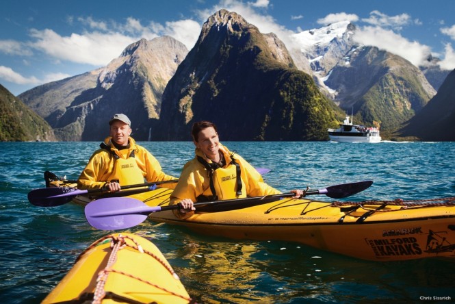 Milford Sound - Fiordland - Kayak - Photo by Chris Sisarich - Tourism New Zealand