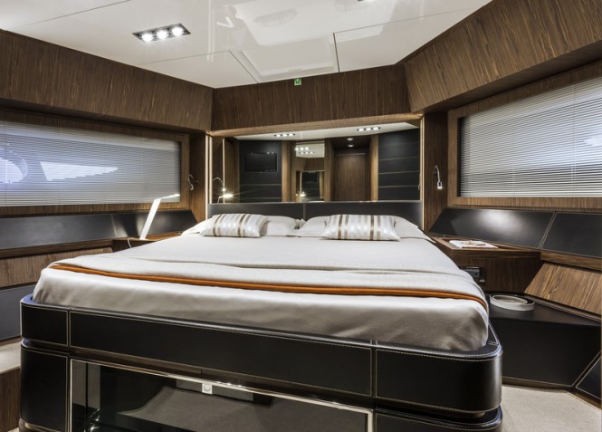 RIVA super yacht Domino Super - VIP cabin