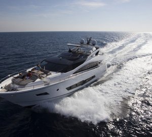 Striking Sunseeker 86 Yacht on display at SCIBS 2015