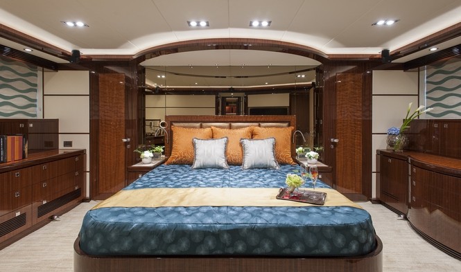 Super yacht E88 by Horizon - Cabin