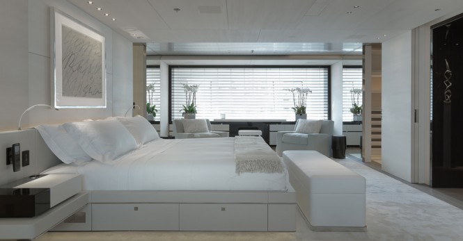 Superyacht GRACE E - Owners Cabin
