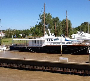 Restoration for Iconic 28m Classic Motor Yacht METEJON