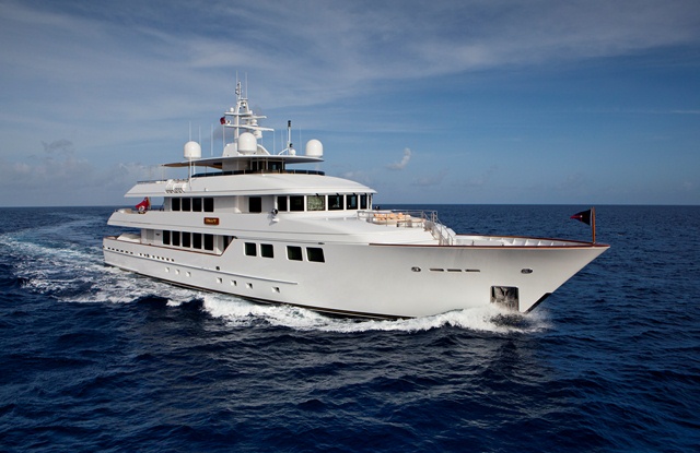 Burger Boat luxury yacht Ingot