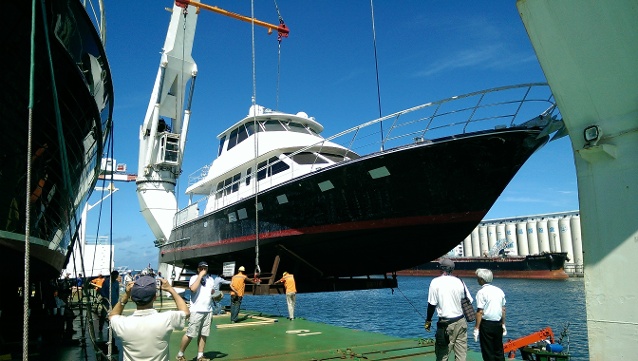 Launch of Hunt 80 Yacht - Image credit to Hunt Yachts