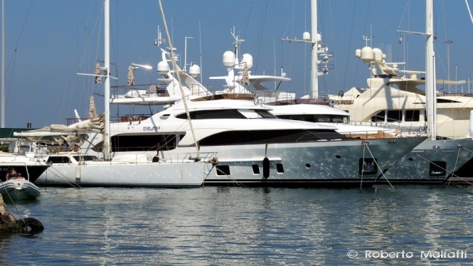 Luxury yacht ORSO 3 - Photo by Roberto Malfatti