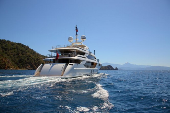 Luxury yacht VICA - aft view - Photo by Thierry Ameller