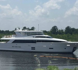 All-New Hatteras 100 RPH Motor Yacht Hull No. 3 Launched
