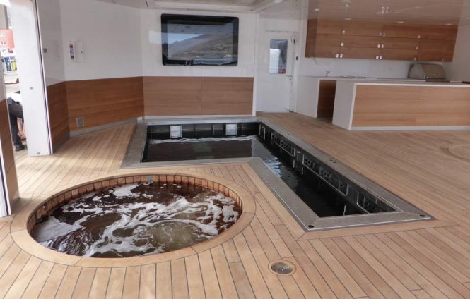Super yacht ARCTIC P - pool and Jacuzzi