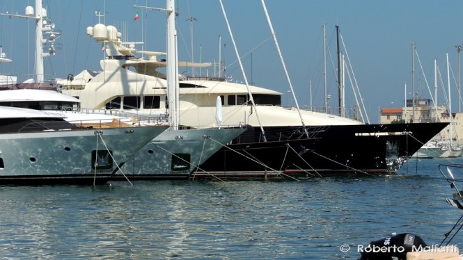 Superyacht WAKU - Photo by Roberto Malfatti
