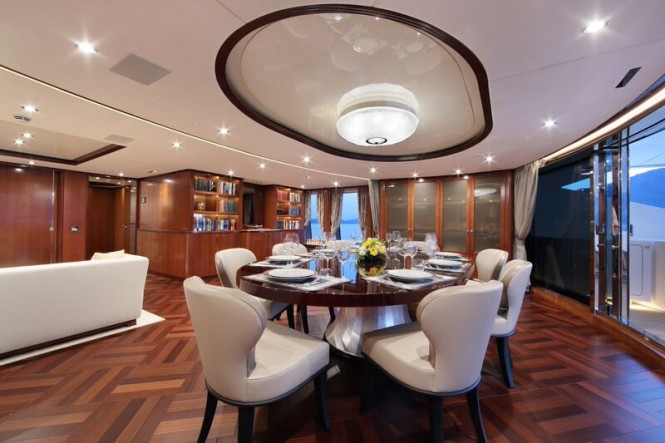 VICA Yacht - Dining - Photo by Thierry Ameller