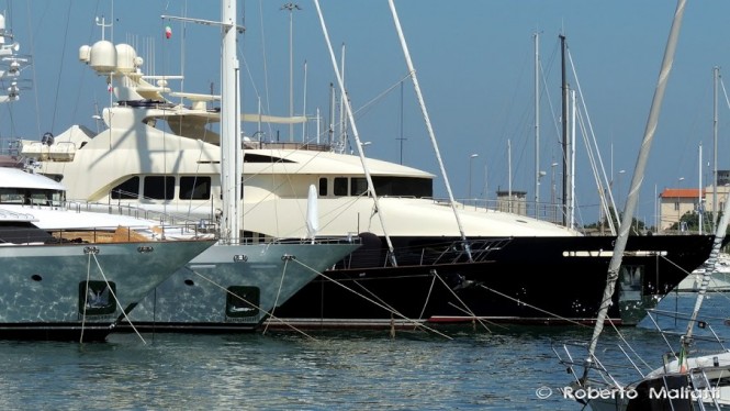 WAKU superyacht - Photo by Roberto Malfatti