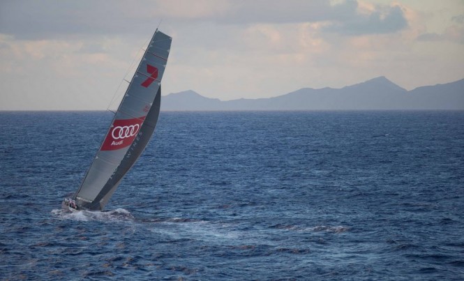 •Hawaii in sight Wild Oats XI heads for Honolulu and the finish in the Transpac Race 2015. (Image credit Sharon GreenUltimate Sailing)