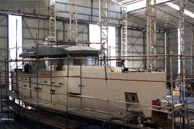 First motor yacht Bering 70 under construction