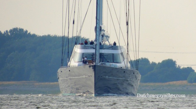 Aquijo superyacht - front view - Photo by Dutchmegayachts