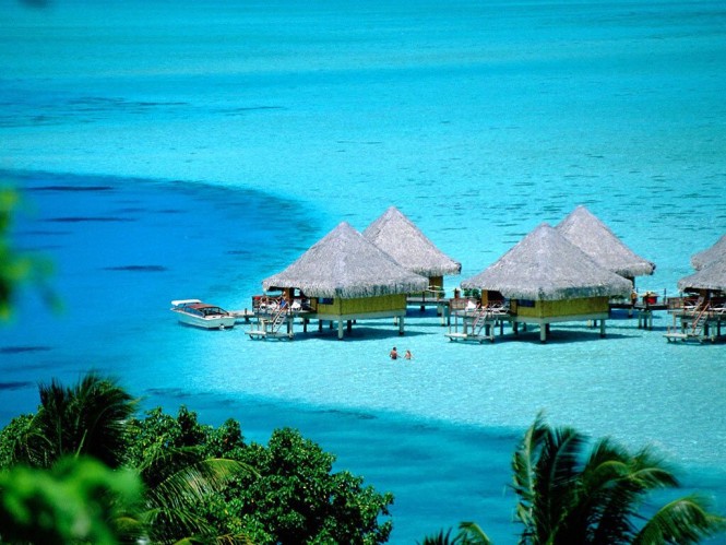 Enchanting Tahiti in the French Polynesia yacht holiday location