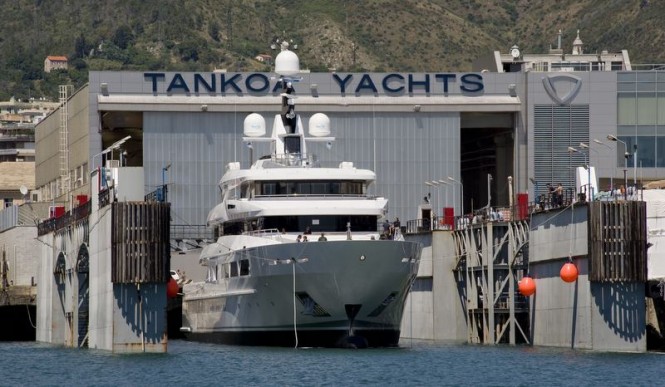 Luxury motor yacht SUERTE on the water