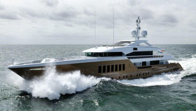 Luxury yacht AZAMANTA under sea trial - Photo by Dick Holthuis