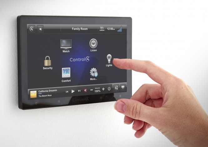 Control 4 in wall touch screen by Veritais