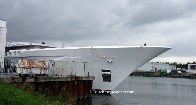 Feadship motor yacht BN694 hull -bow - Photo by Dutchmegayachts