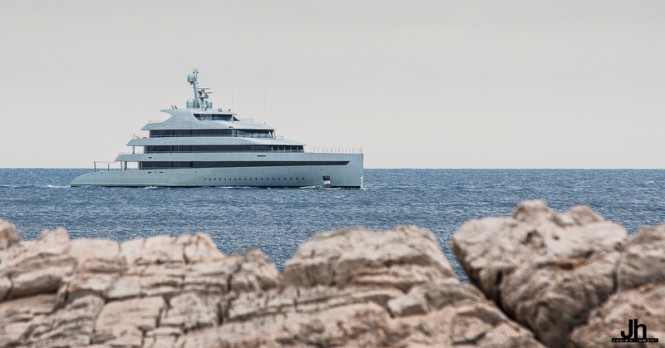 Luxury motor yacht SAVANNAH - Photo by Julien Hubert