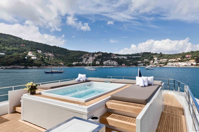 Luxury yacht NONO - Swimming pool