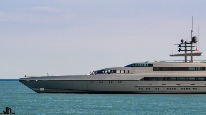 Luxury yacht SilverFast - Photo by Julien Hubert