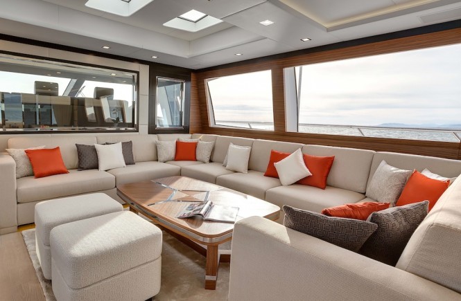 Motor Yacht Mangusta 132