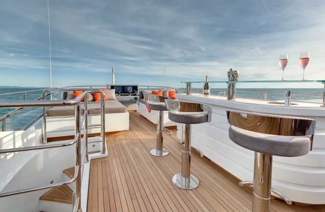 Motor Yacht Mangusta 132 exteriors