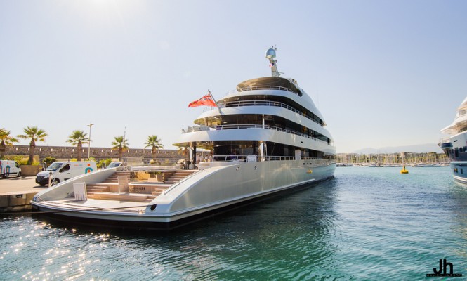 Superyacht SAVANNAH - Photo by Julien Hubert