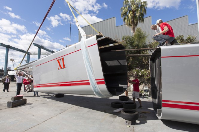 There she goes! A 10-metre section of the bow of supermaxi Wild Oats XI is removed so the yacht can be remodelled for this year’s Rolex Sydney Hobart race. (Image credit to Andrea Francolini)