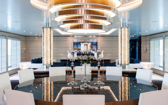 Superyacht IRIMARI - Dining