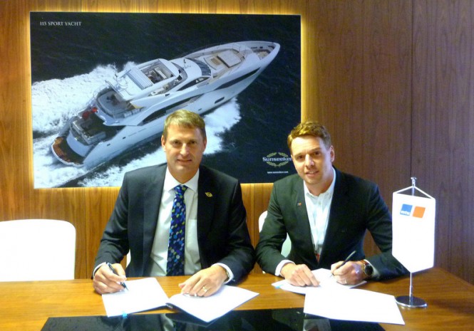 The contract was signed by Phil Popham, Sunseeker International, CEO (left) and Bruce Philipps, MTU UK, Managing Director