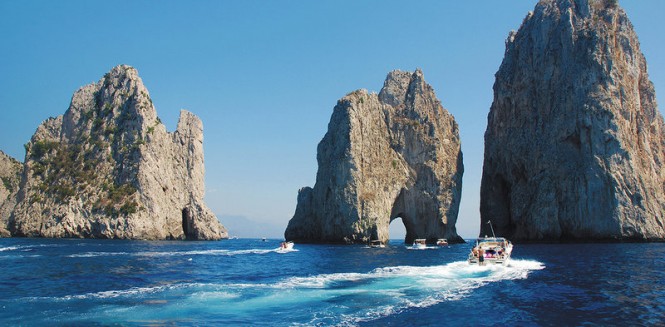 Bay of Naples in the fabulous Italy yacht holiday location - Image credit to MDL Marinas