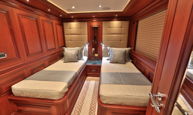 CLARITY superyacht - Twin Cabin