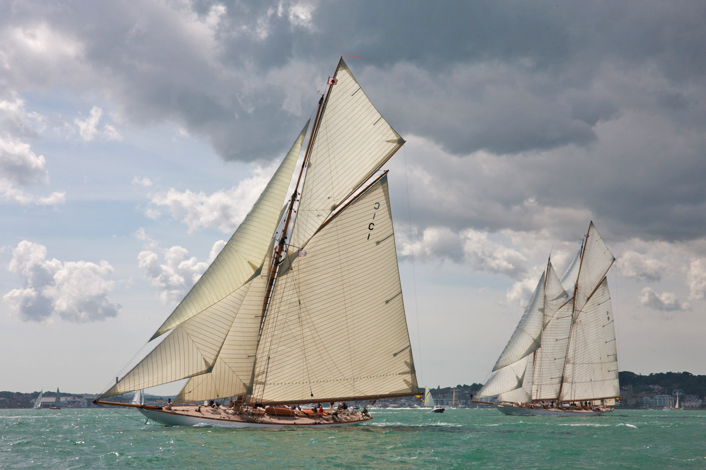Classic sailing yachts Mariquita v Eleonora match race - Image courtesy ...