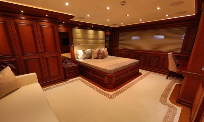 Classic super yacht CLARITY - Cabin