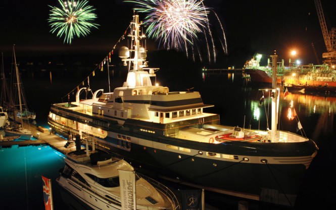 Luxury explorer superyacht STEEL