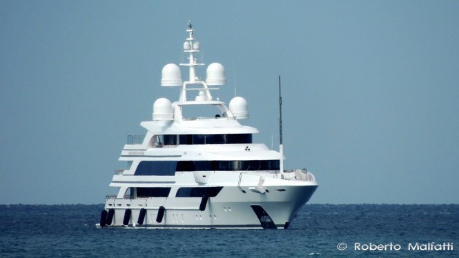 Luxury yacht CHOCOLAT - Photo by Roberto Malfatti