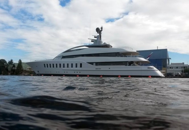 Luxury yacht HALO - Photo credit to Maureen van der Toolen and Hanco Bol