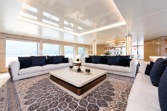 Sunrise Yacht IRIMARI (hull 632) - Saloon