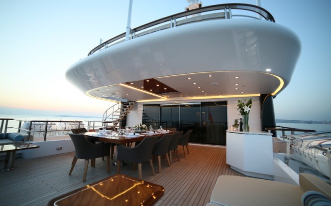 Super yacht Dufur - Upper Deck