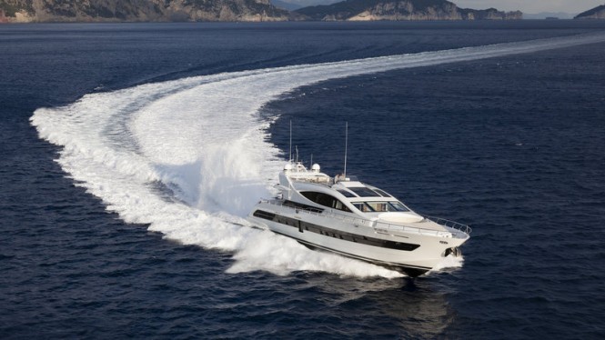 SEALOOK Yacht at full speed